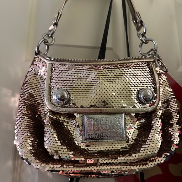 Coach Designer unique hard to find Gold Coach sequence purse, rare designer nwot - Picture 6 of 9